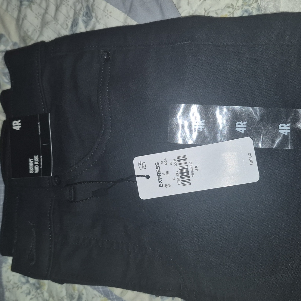 Black Skinny Jeans